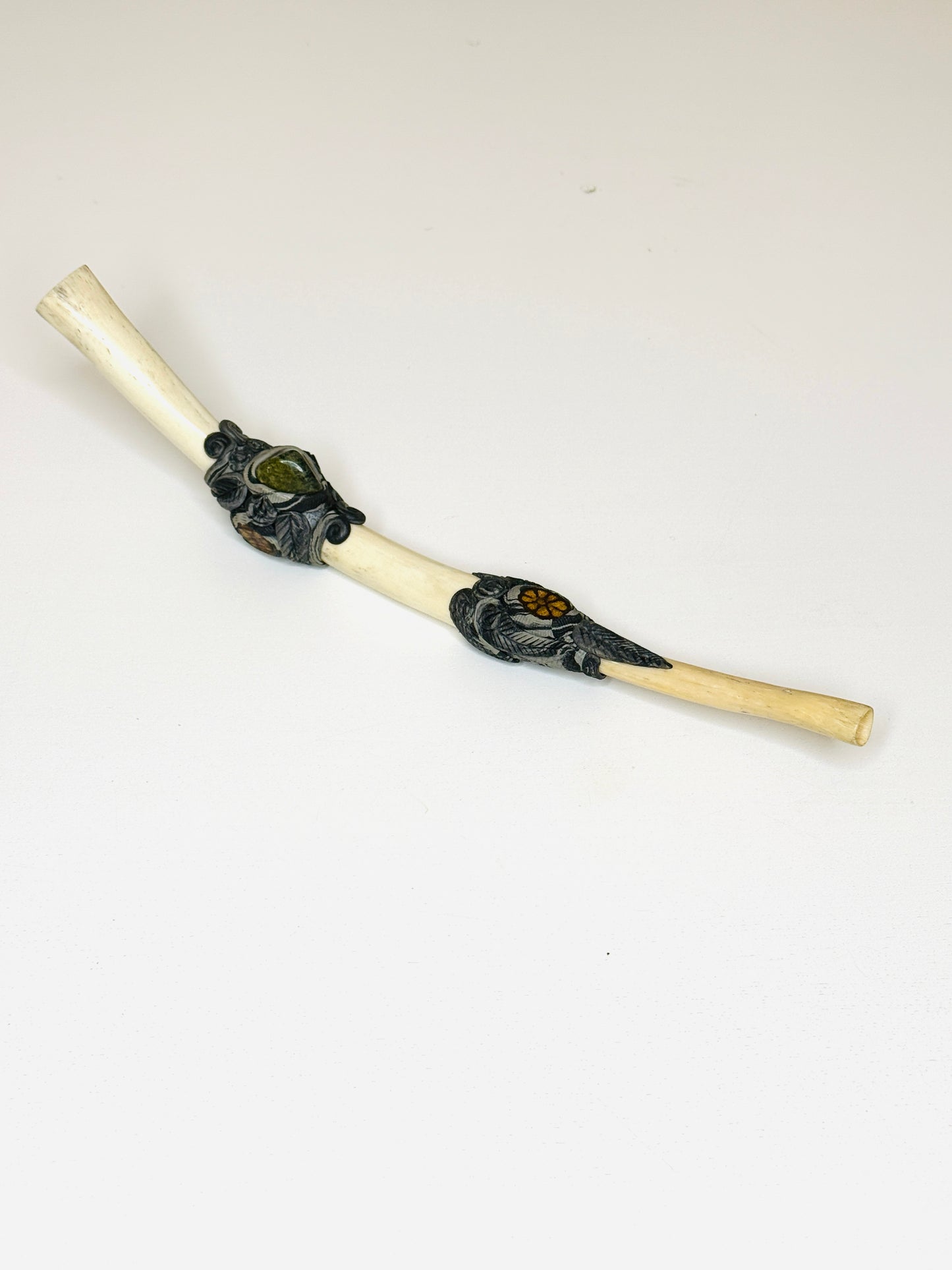 Kuntanawa Bone, Crystal & Aya Tepi